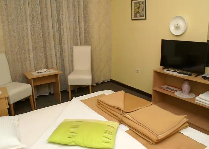 Izvor Bed & Breakfast 3*